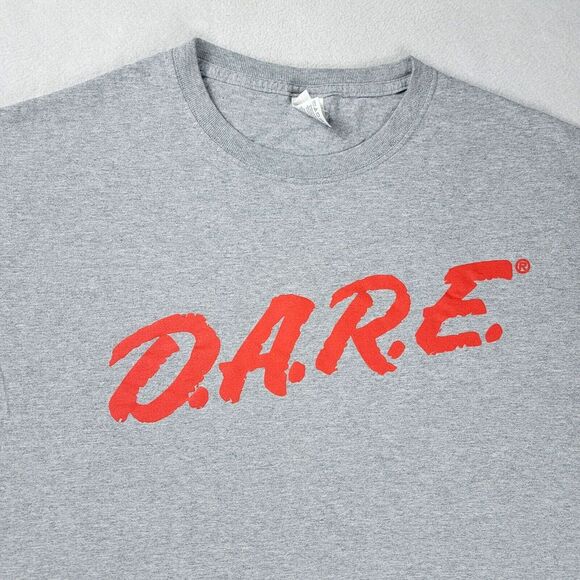DARE To Keep Kids Off Drugs T-Shirt Adult Unisex Size Large Gray Short Sleeve - Picture 1 of 6